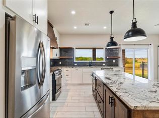 10780 NE Seaside Ln, Elgin, OK 73538