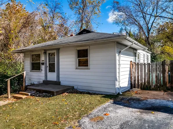 2310 Menett Ave, Saint Louis, MO 63114