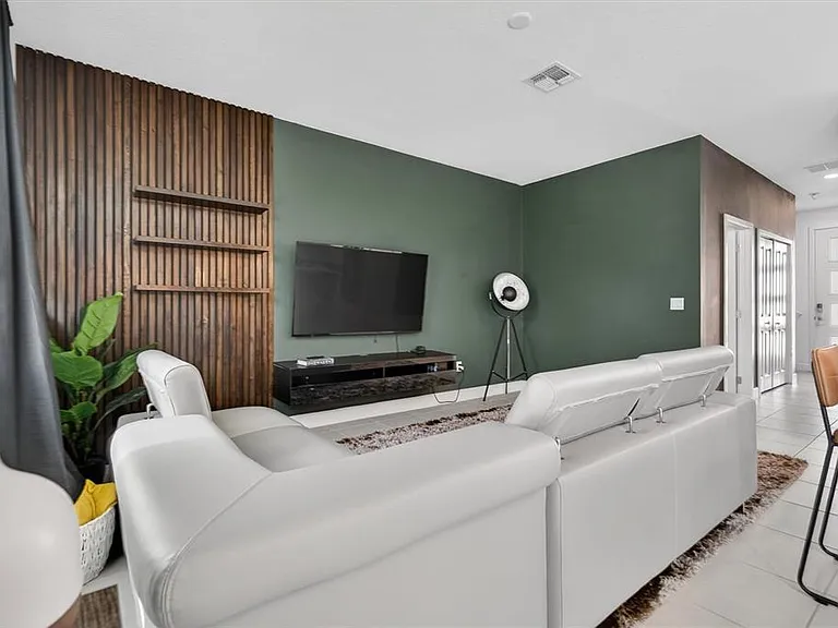 1363 Captiva Cv — Photo 16