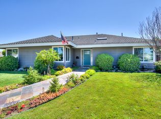 2868 Corvo Pl, Costa Mesa, CA 92626