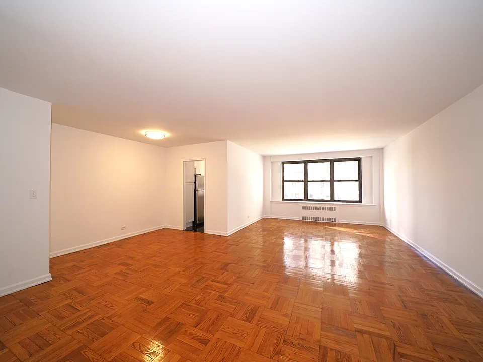 1700 York Ave #3K