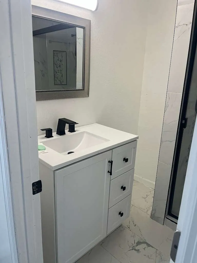 2 bed, $771 — Photo 1