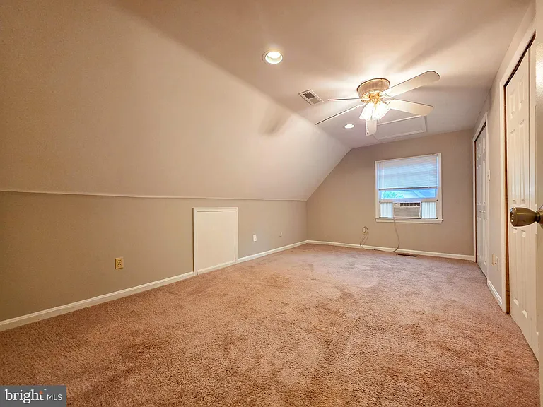 2419 Fairhaven Ave — Photo 21