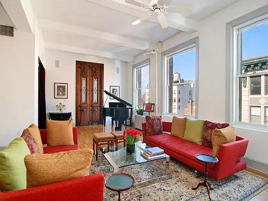 Sold by Sotheby's International Realty | media 20