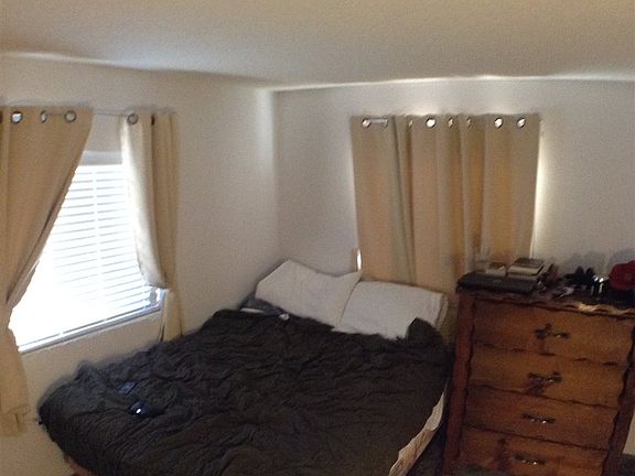 3rd image of 750 Lamont Dr