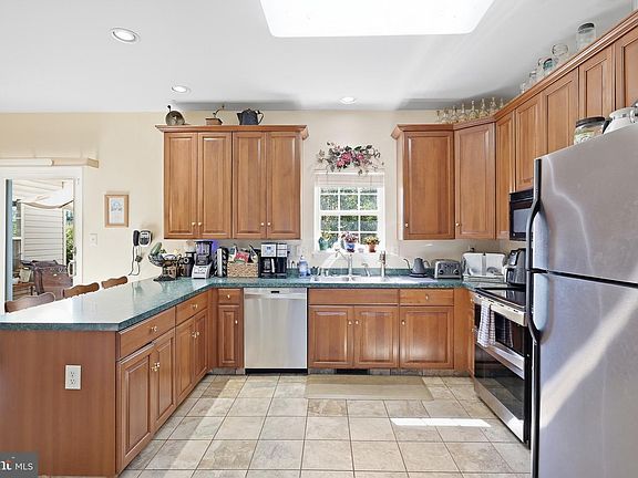 5th image of 106 Marley Rd