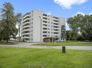 6320 Valley Way #103, Niagara Falls, ON L2E1Y5