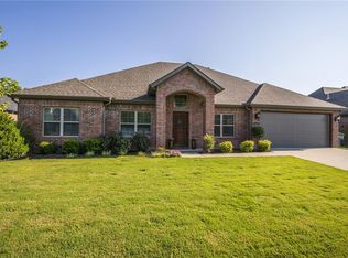 4238 E Troon Dr, Fayetteville, AR 72701