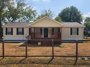 2102 N Battlebell Rd, Highlands, TX 77562