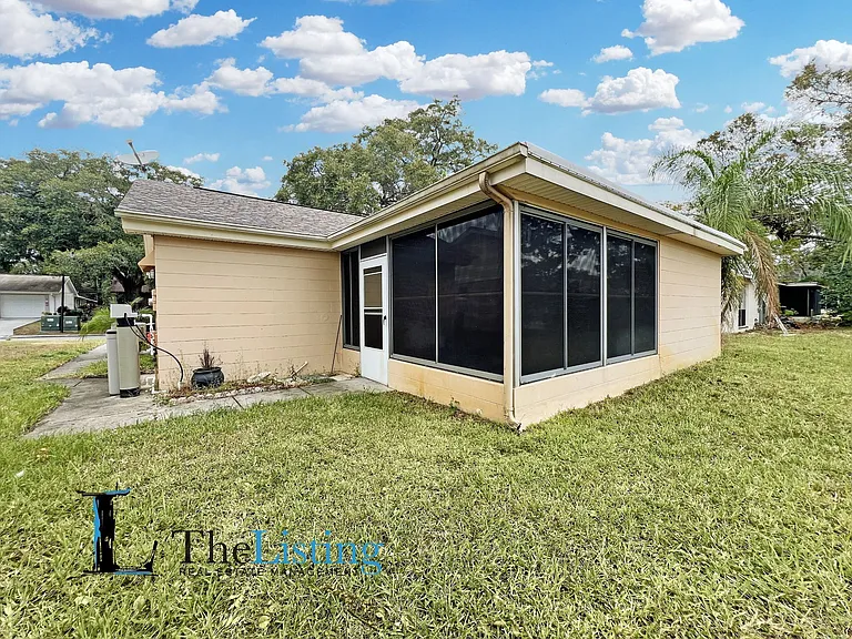 8312 Mill Creek Ln — Photo 21