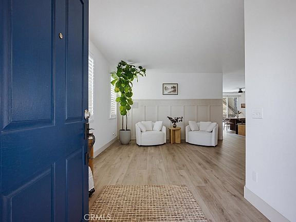 3rd image of 34027 Abbey Rd