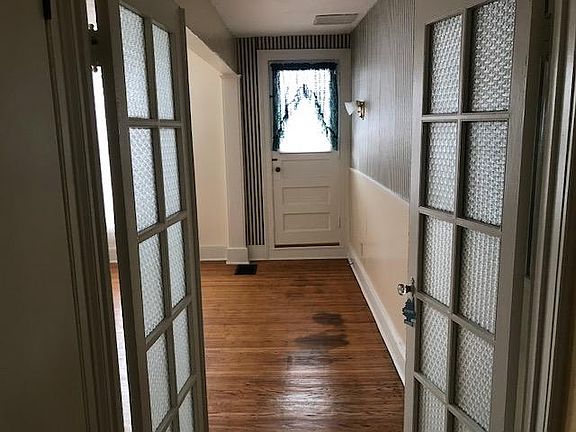 5th image of 1021 Park Ave #2