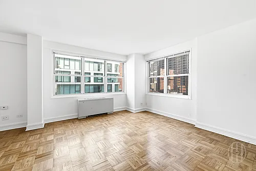888 8th Ave #15R Photo 1