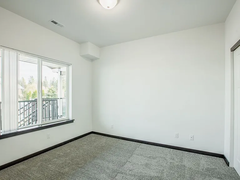 380 Canfield Lodge — Photo 4
