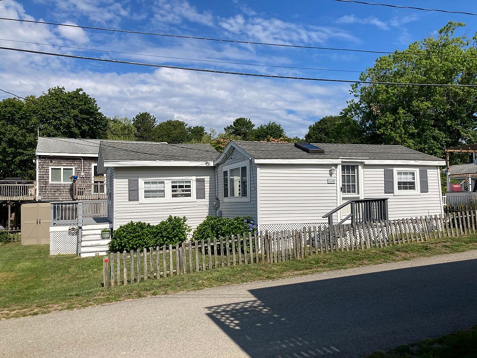 1st image of 13 Thompson Rd #A