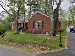 109 Ridge St, Brookneal, VA 24528
