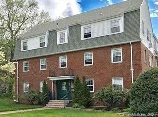 2580 Main St APT B14, Stratford, CT 06615