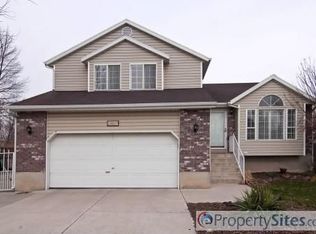 10819 S Daisy Ridge Dr, Sandy, UT 84070