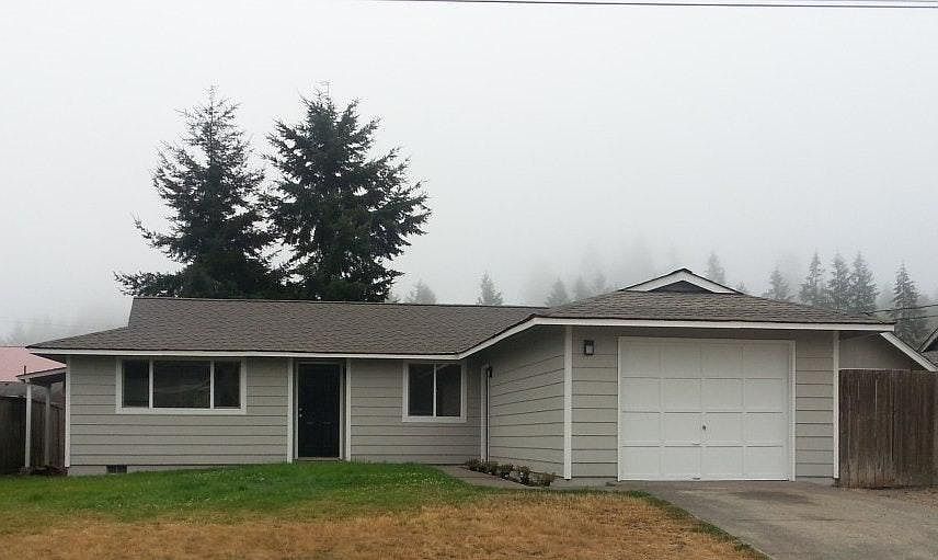 newer roof, paint, windows. Good condition. Energy Efficient