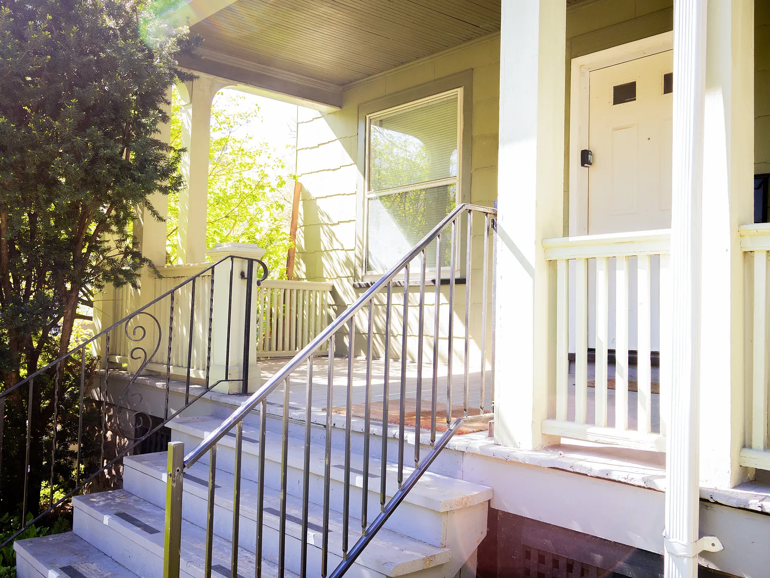 1 bed, 700 sqft, $1,300 — Photo 4