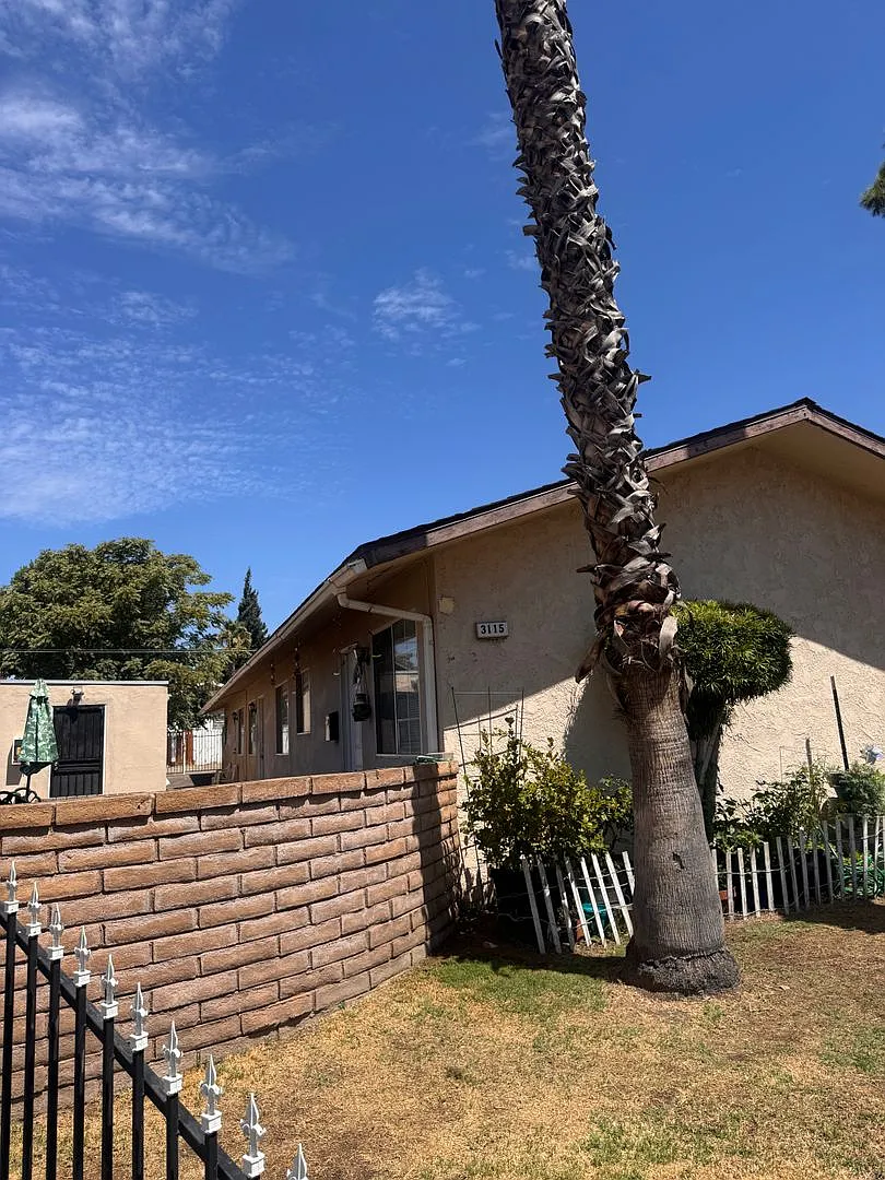 3115 E McKenzie — Photo 3