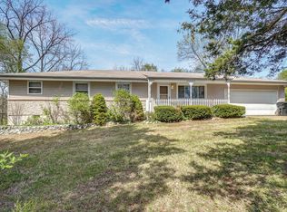 2755 E Valley Water Mill Rd, Springfield, MO 65803
