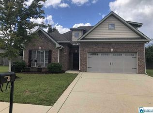 146 Falling Waters Ln, Maylene, AL 35114