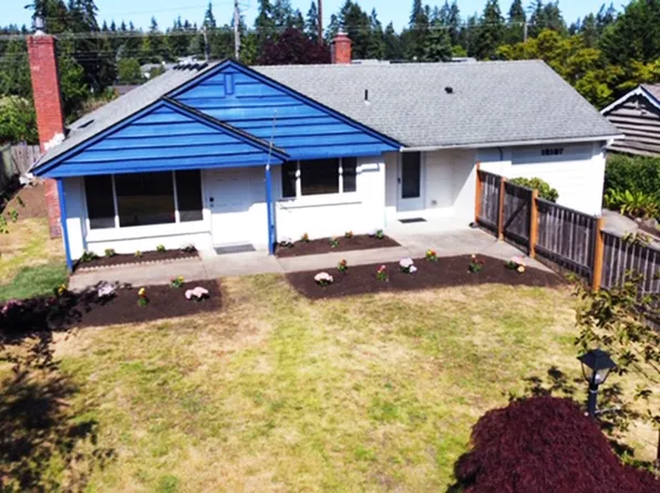 16137 Midvale Avenue N, Shoreline, WA 98133