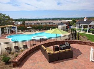 734 Squire Hill Ct, Charlottesville, VA 22901