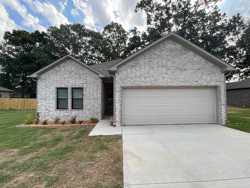 1st image of 225 Kayla Ln