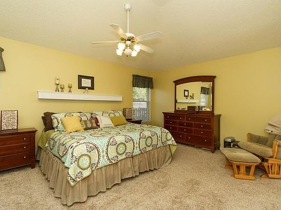 5th image of 257 Clover Ct