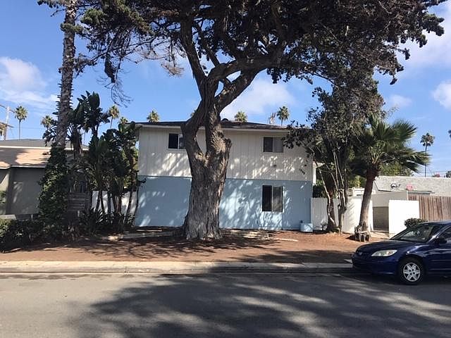 2nd image of 1940 Broadway APT 4