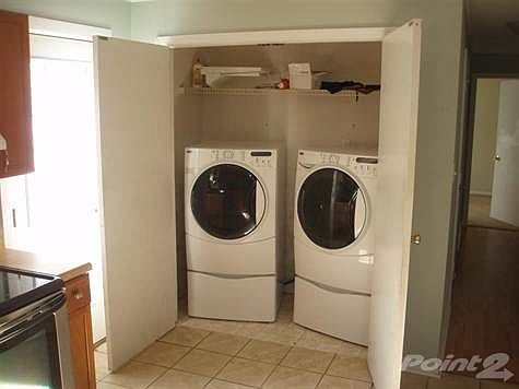 5th image of 123 N Reus St