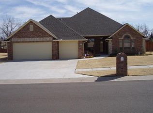 2712 SE Land Run Rd, Oklahoma City, OK 73160