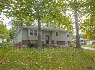 13219 Craig Ave, Grandview, MO 64030