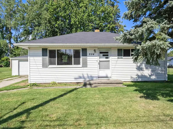204 Southlawn Dr, Auburn, MI 48611
