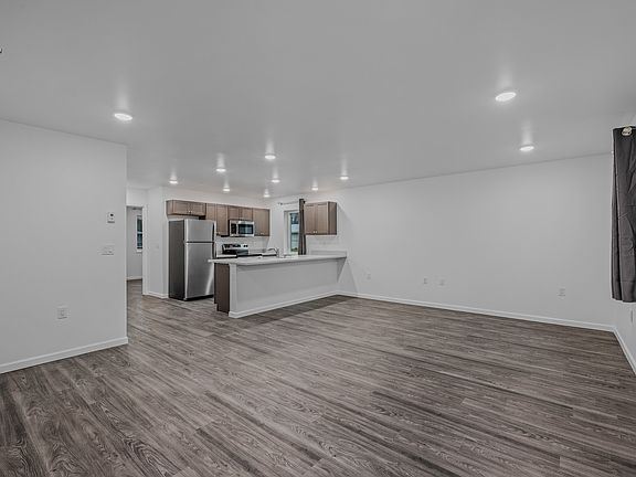 3rd image of 316 Antoinette Ave #B