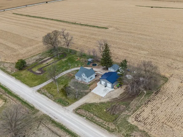 1721 158th St, Earlham, IA 50072