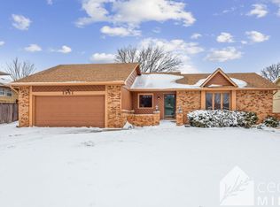 1941 S Lori Ln, Wichita, KS 67207