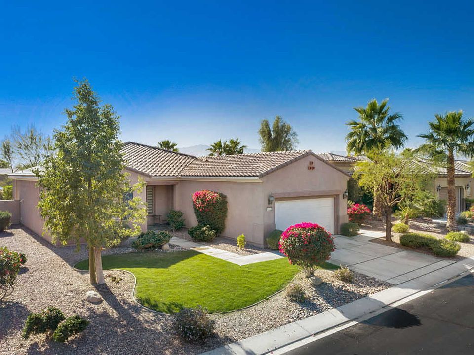 1st image of 81163 Avenida Colonias