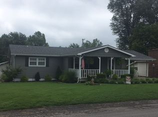 605 S Park Ln, Dexter, MO 63841