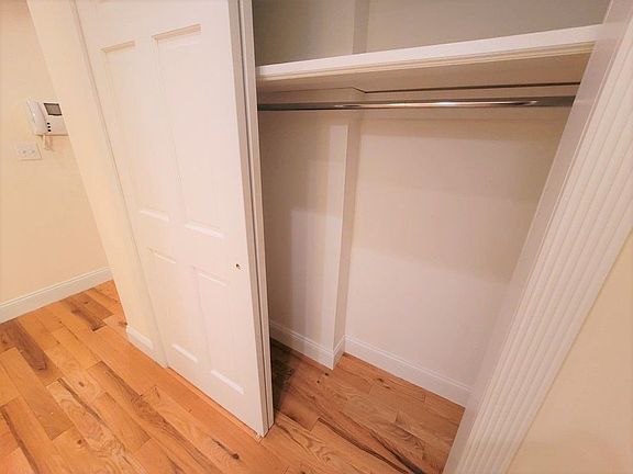 5th image of 310 E 74th St APT 5H