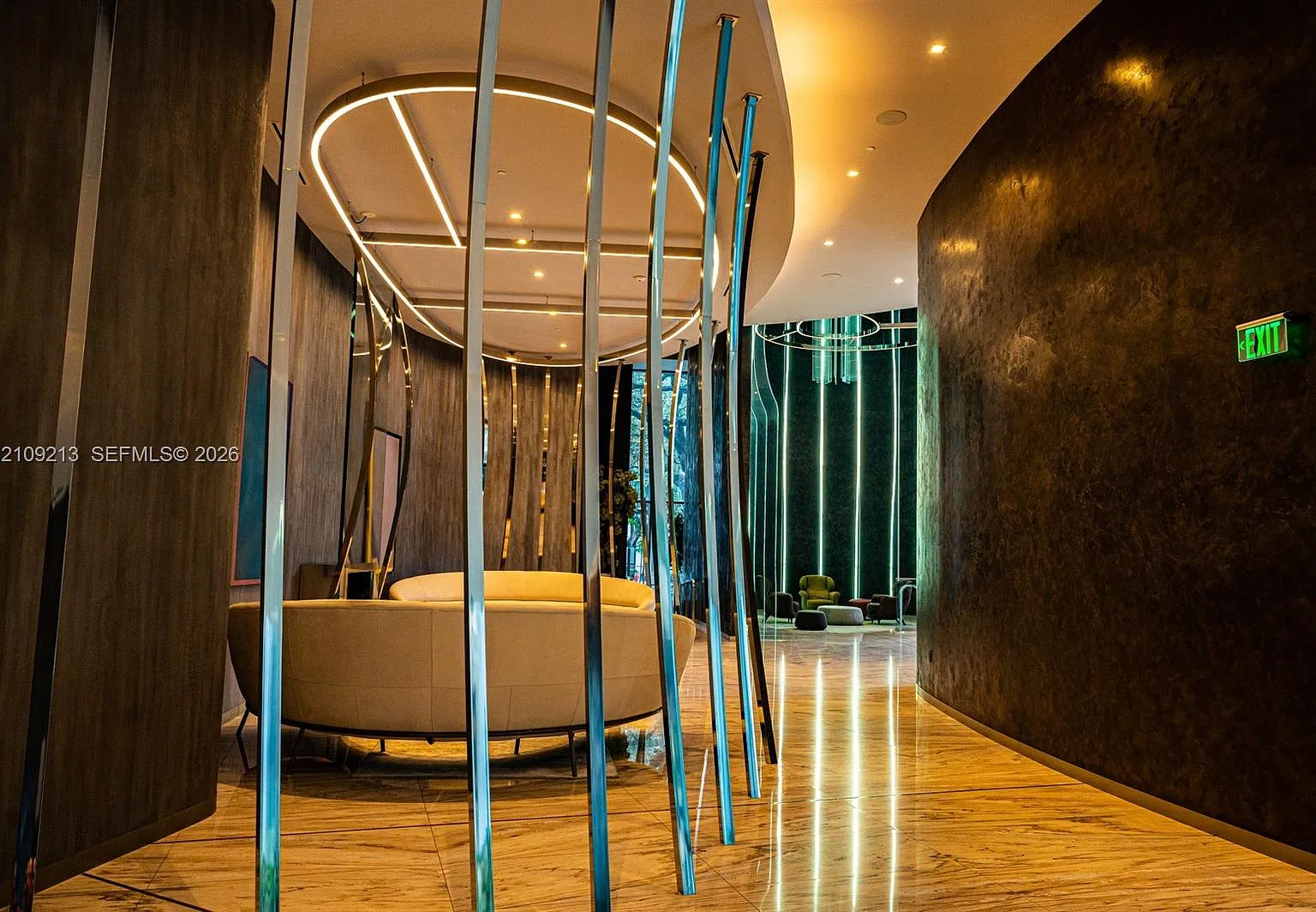 Brickell Flatiron Condo — Photo 4