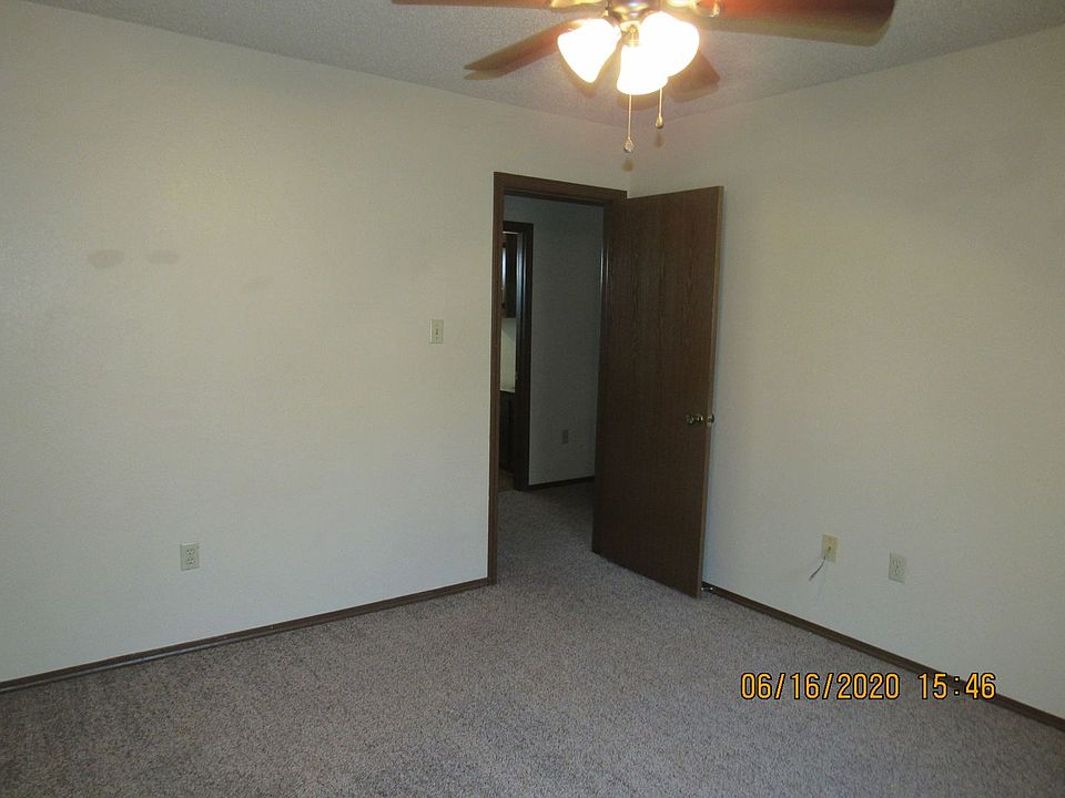 1st image of 2809 NW 46th St APT A