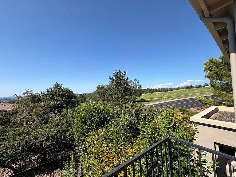 1014 Gamay Dr — Photo 13