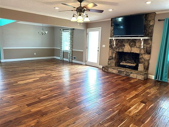4th image of 209 Keystone Dr
