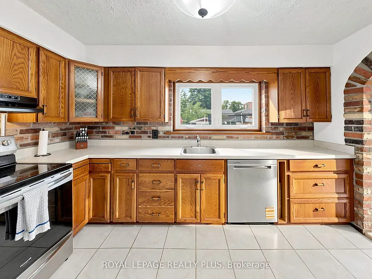 2359 Brookhurst Rd — Photo 11