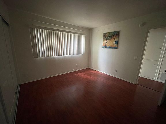 3rd image of 3426 Vinton Ave APT 11