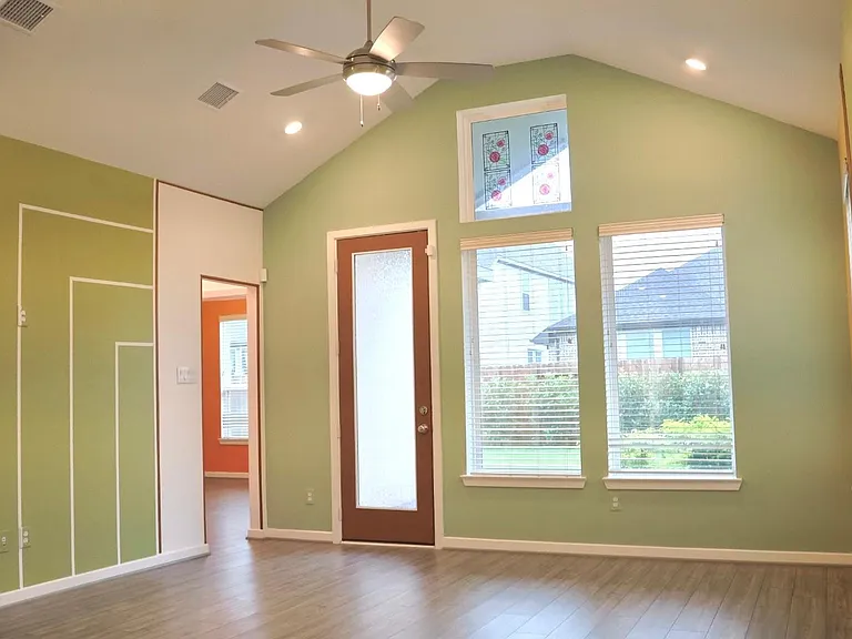 17631 Carnation Glen Dr — Photo 6