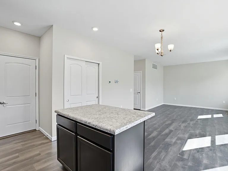 5089 Jessica Suzanne Dr — Photo 15